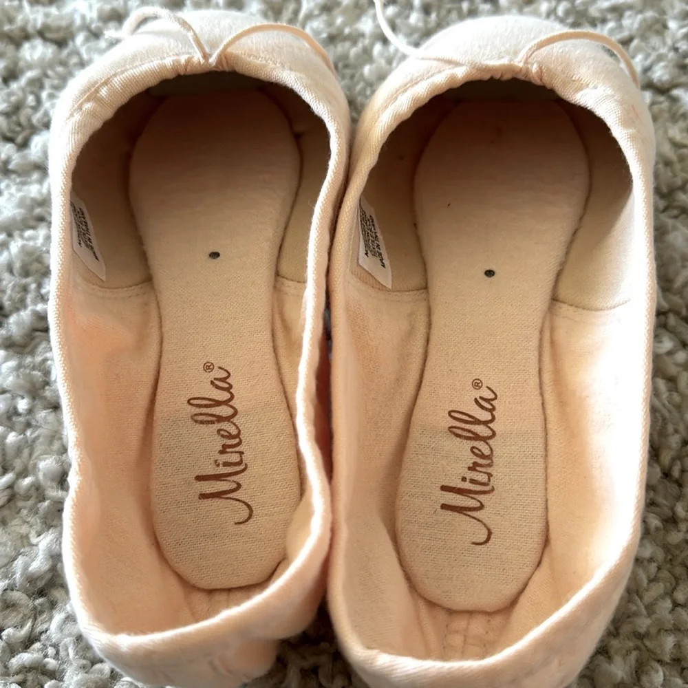 Mirella Whisper Pointe Shoes - Canvas version - Picture 2 of 4